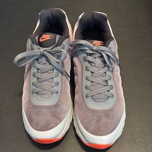 Nike Men's Athletic Shoes in Purple and Red